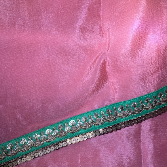 Indian wear (green and gold) - Picture 3 of 6